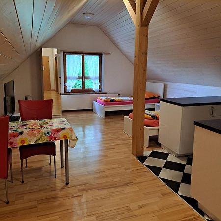 Good Bed Aarwangen Apartman Kültér fotó
