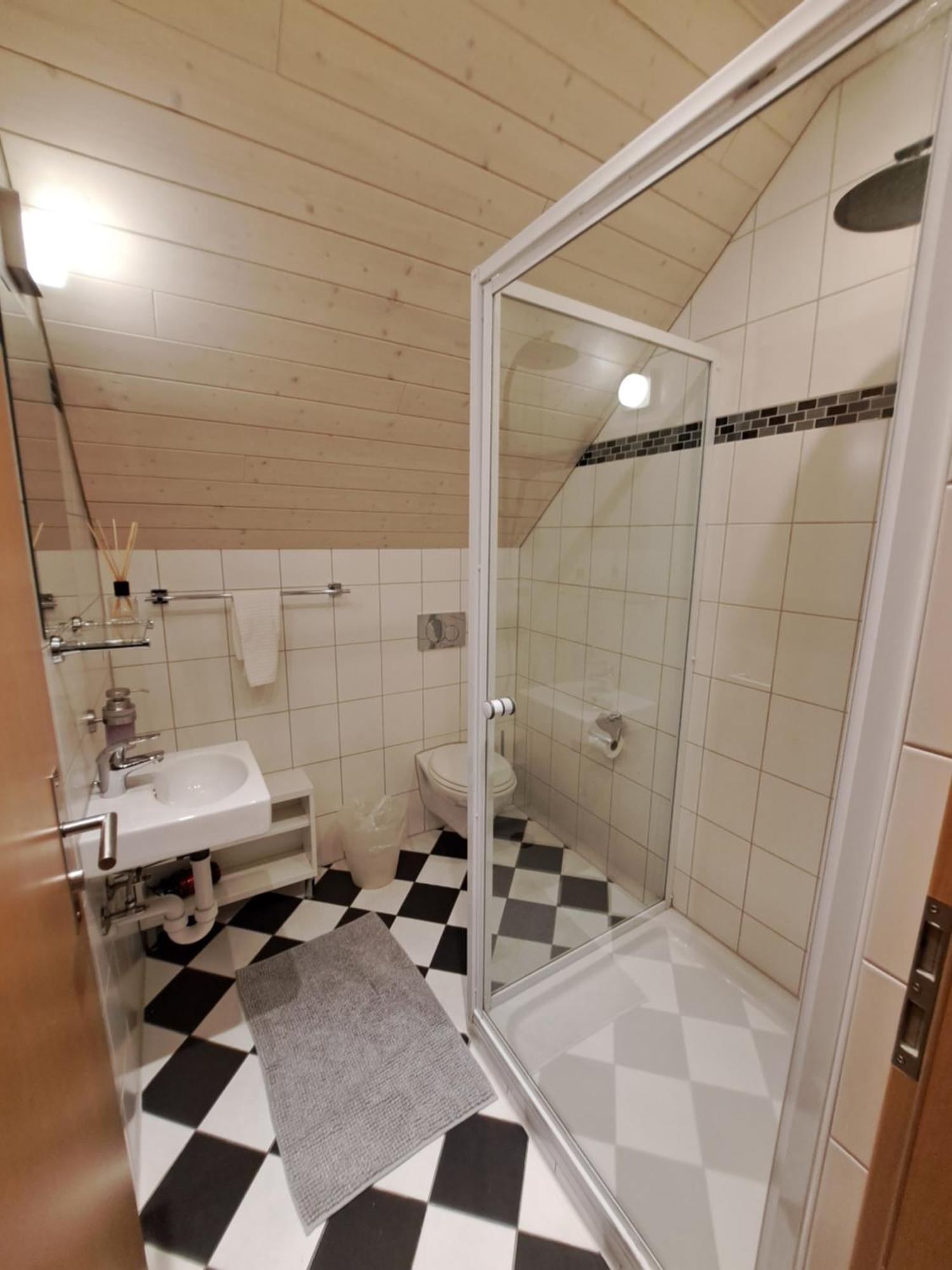 Good Bed Aarwangen Apartman Kültér fotó