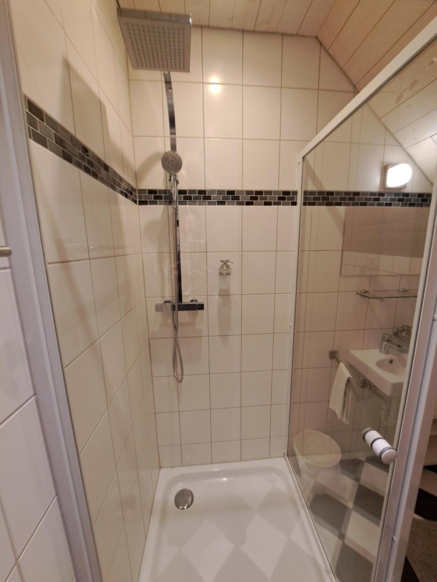 Good Bed Aarwangen Apartman Kültér fotó